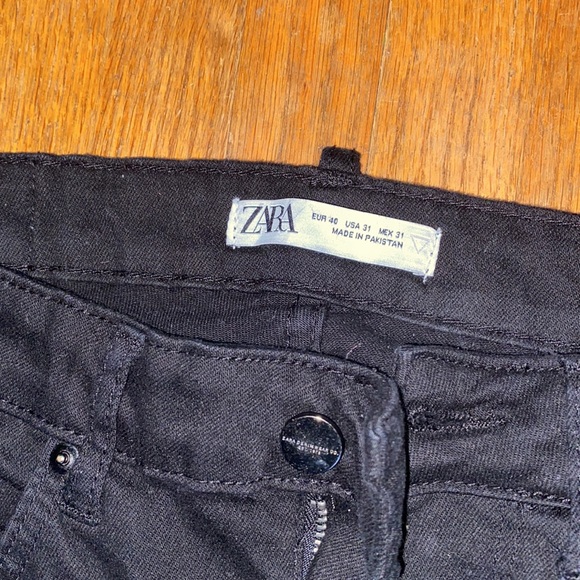 Black Zara slim fit denim jeans - Picture 2 of 3